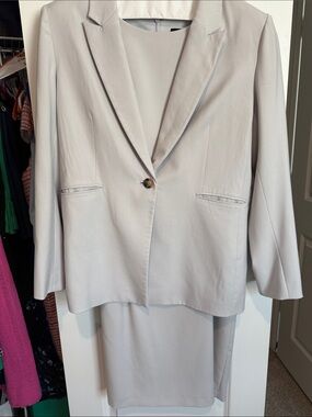 Alex Marie Light Gray Single-Button Suit Blazer with Skirt